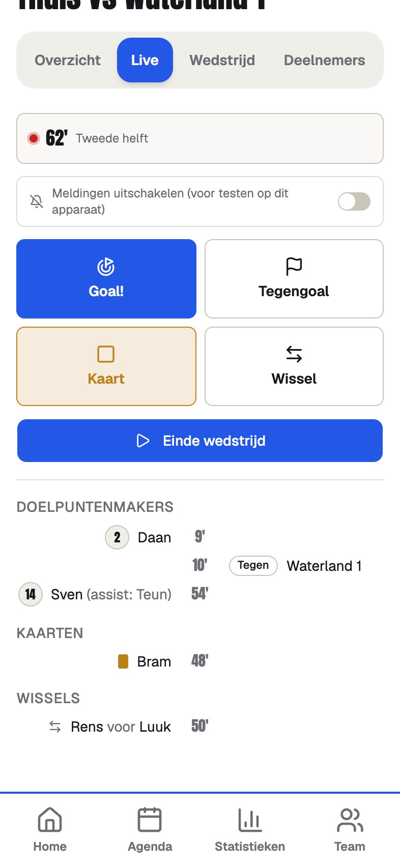 Live match control for the trainer with timer, goal and card buttons